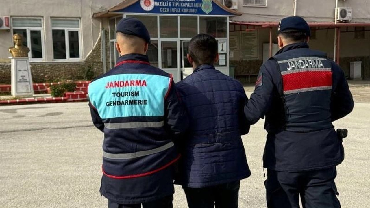 Nazilli'de 8 yıl 4 ay hapis cezası bulunan dolandırıcı jandarmanın operasyonuyla yakalandı