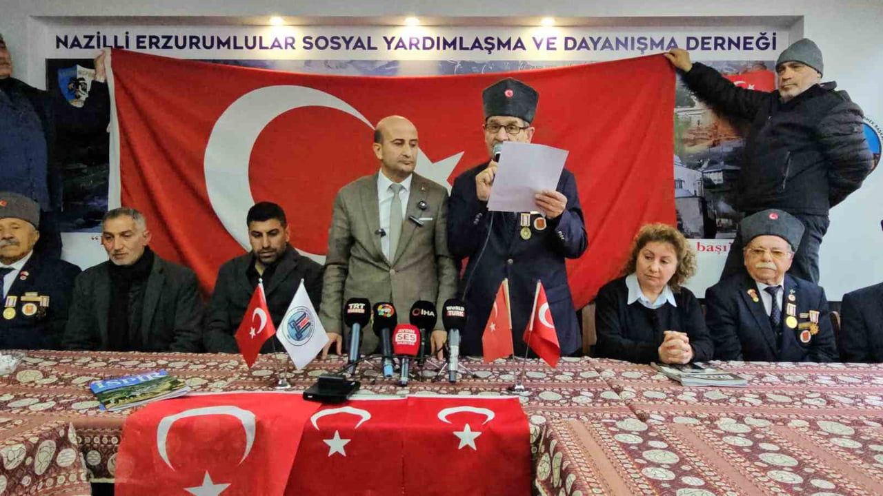 Nazilli'de dernekler Türk bayrağına yapılan saldırıyı ortak açıklamayla kınadı