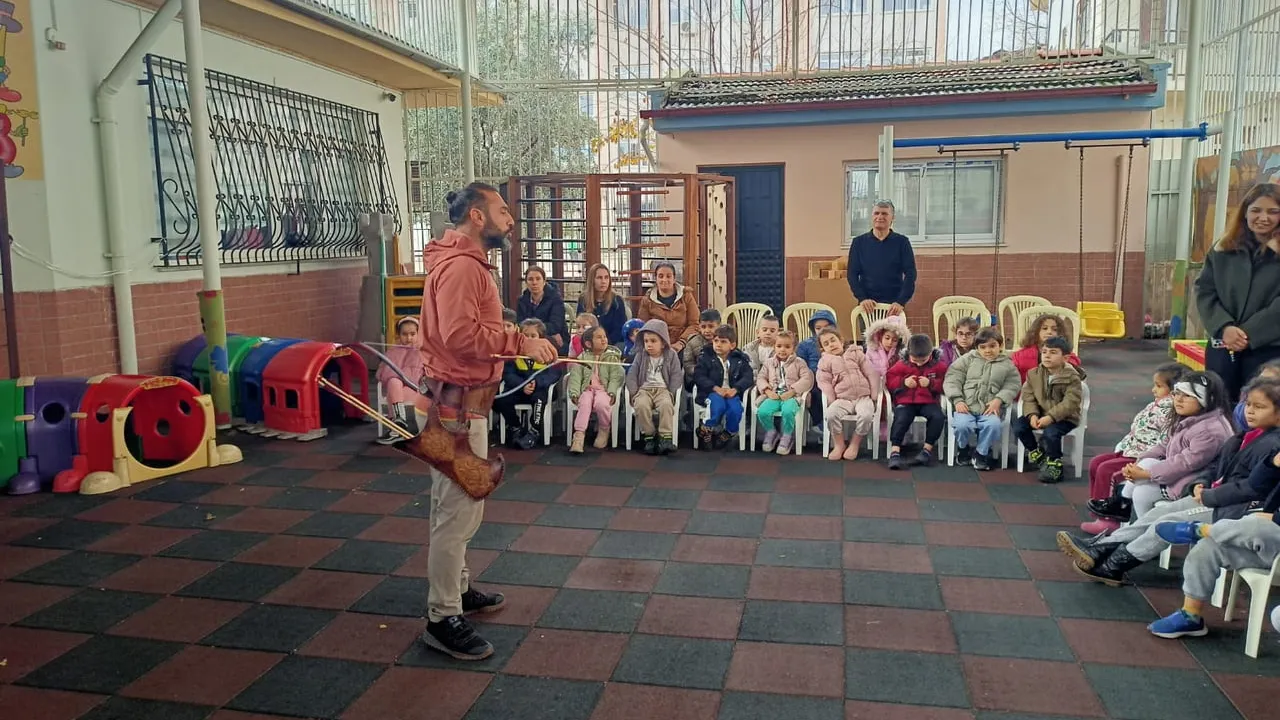 Nazilli Latife Hanım Anaokulu'nda miniklere Geleneksel Türk Okçuluğu tanıtıldı