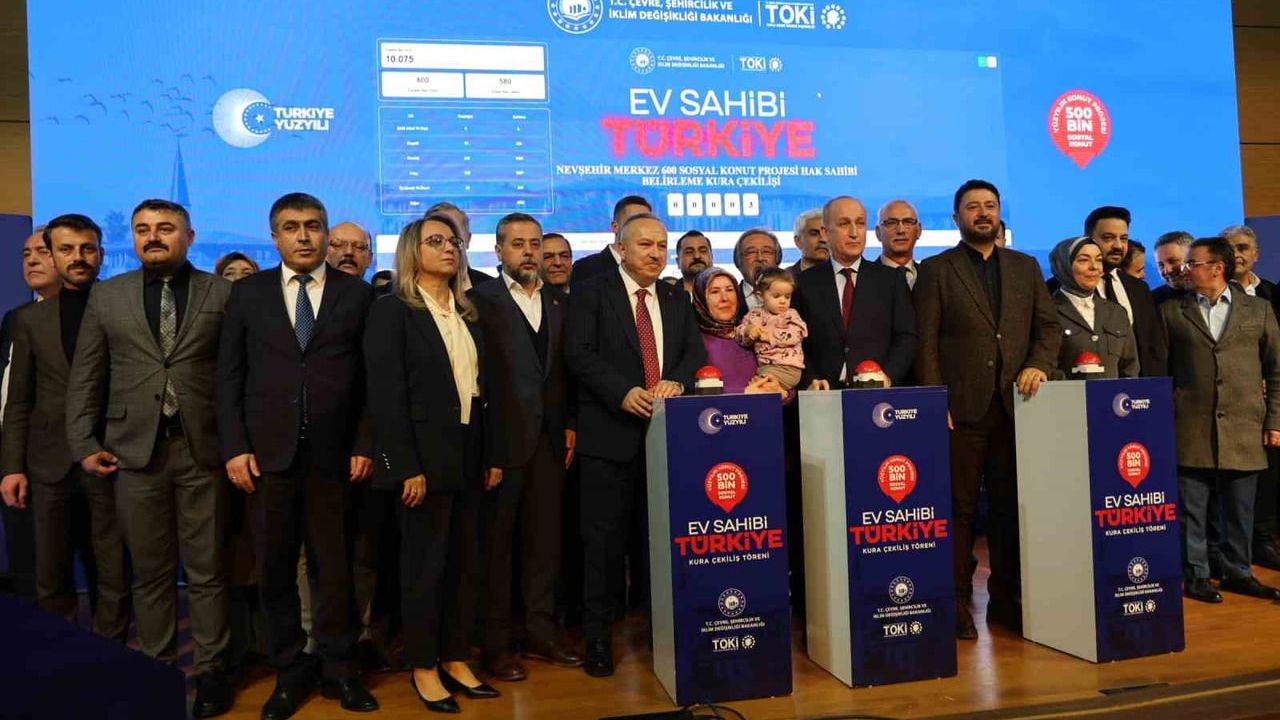 Nevşehir'de TOKİ kapsamındaki 2 bin 368 konut için kura çekilişi yapıldı
