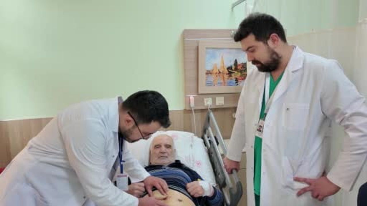 Niğde’de ilk laparoskopik radikal prostatektomi başarıyla gerçekleştirildi