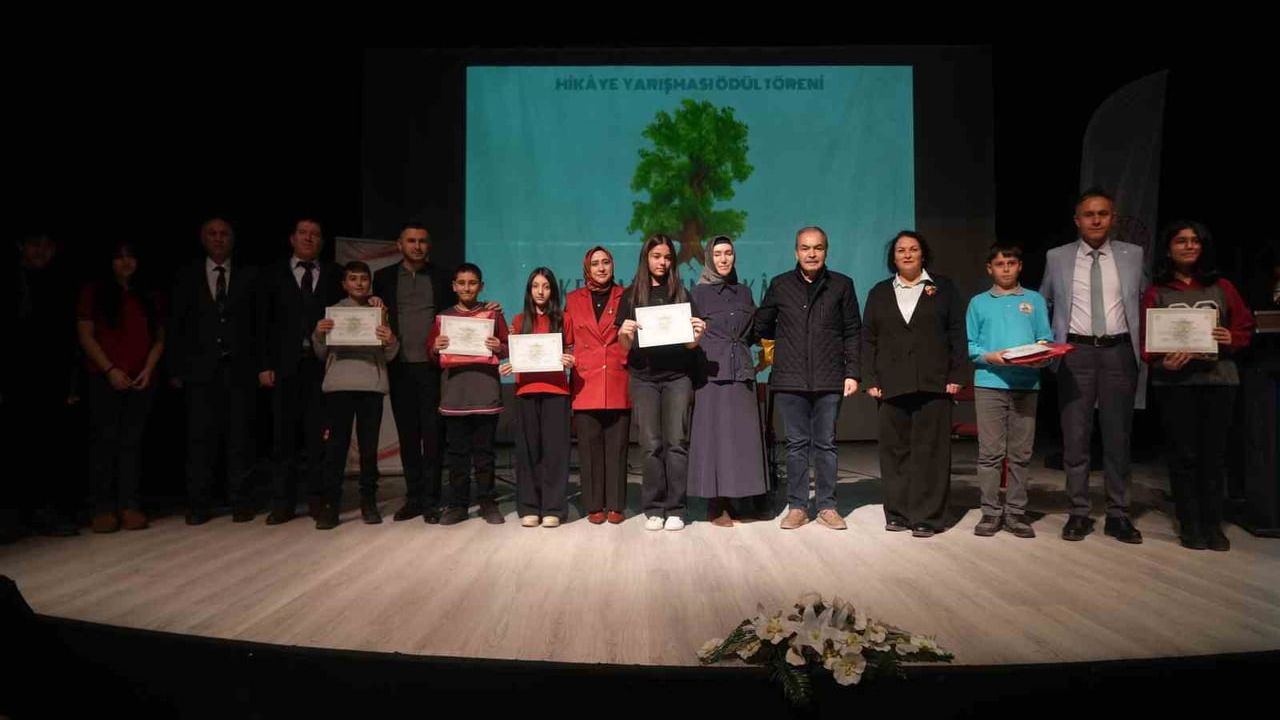 Niğde'de 'Kestanenin Hikayesi - Yeşil Vatan'ın Sesi' hikaye yarışması sonuçlandı