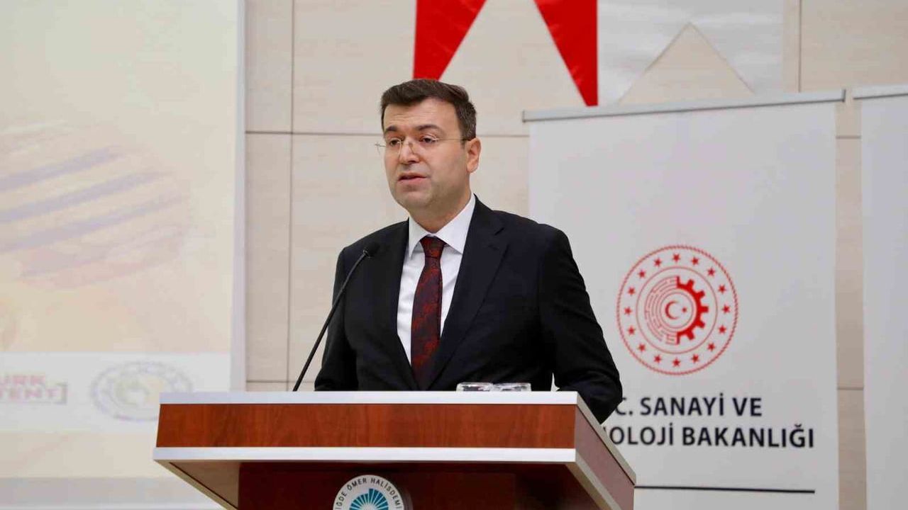 Niğde Geven Balı'nın Coğrafi İşareti Tanıtıldı; Arıcılık Eğitimi Verildi