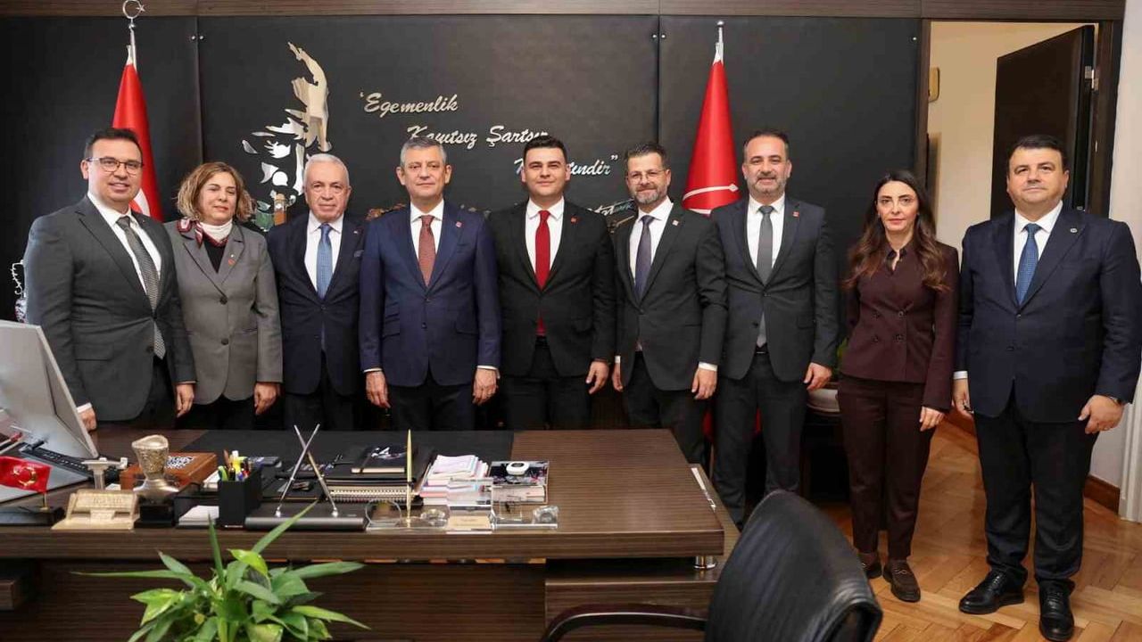 Nilüfer yatırımlarına CHP Genel Başkanı Özgür Özel'den temel atma sözü