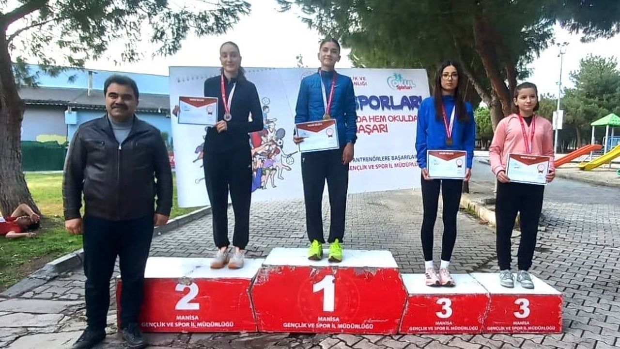 Okul Sporları Kros A-B Grup Yarışları: 14 ilden 322 sporcu Türkiye Şampiyonası kotası için yarıştı