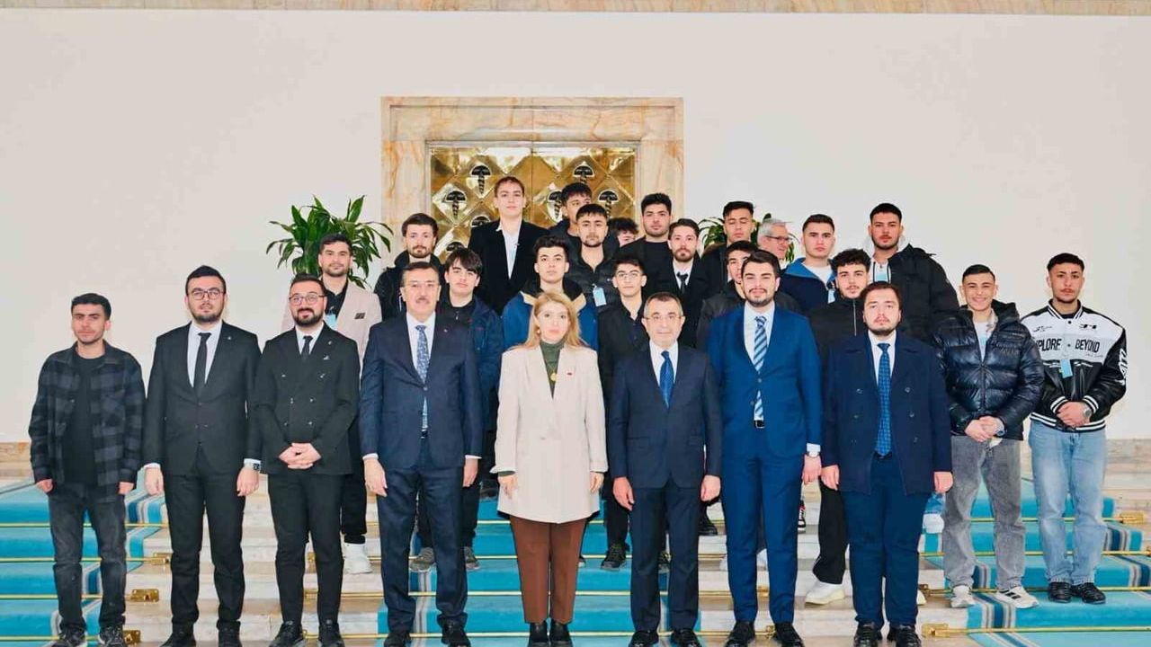 Ölmeztoprak: Cumhurbaşkanı'nın sınır ve bayrak mesajları net; Nusaybin saldırısı kınandı