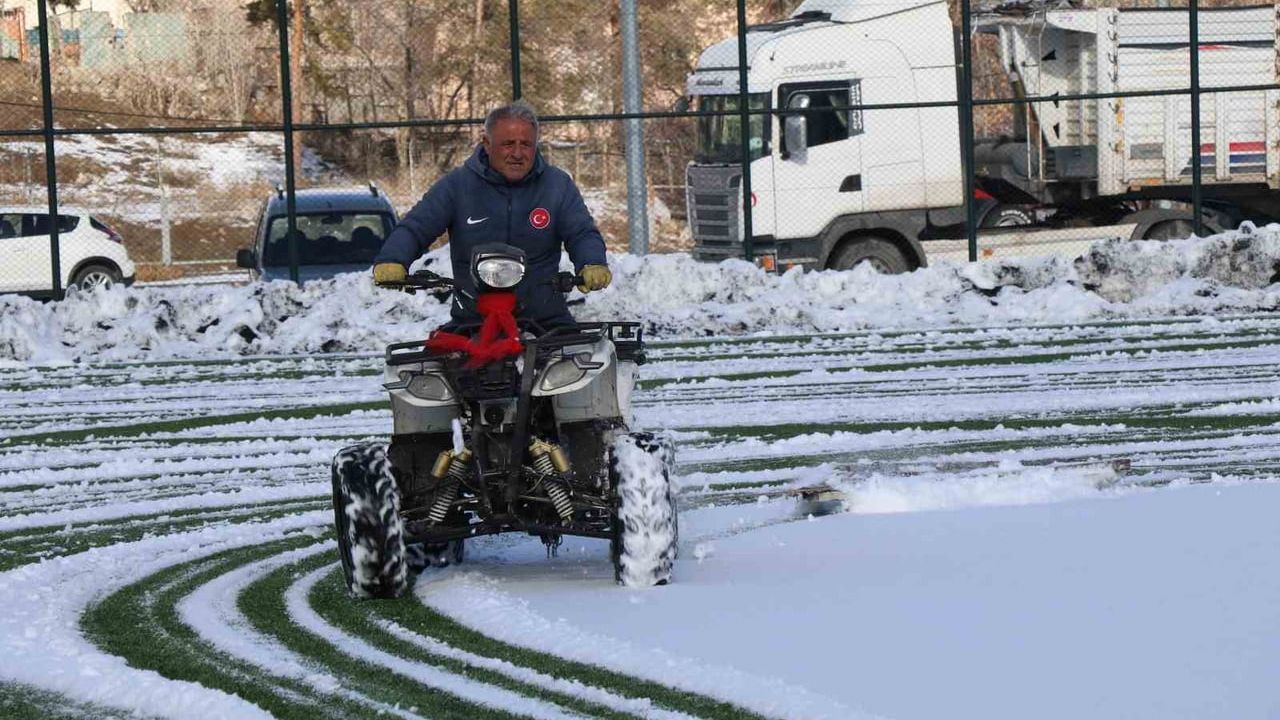 Oltu Stadyumu 40 Yıldır İbrahim Kara'nın Emanetinde
