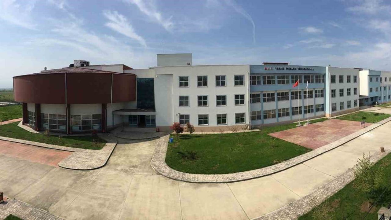 OMÜ’nün İki Meslek Yüksekokulu MEDEK’ten 4 Yıllık Tam Akreditasyon Aldı