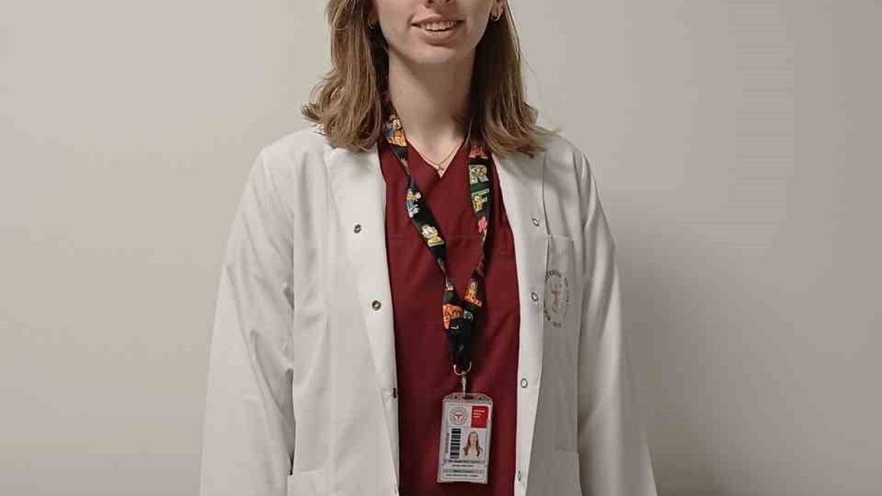 Op. Dr. Elif Melike Genç Özcan: Serviks kanserinde erken tanı ve düzenli tarama hayat kurtarıyor