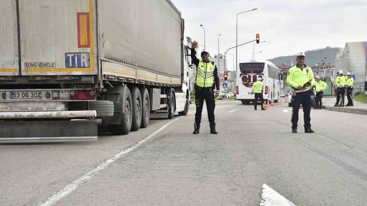 Ordu'da bir haftada 12 bin 410 araç ve sürücü denetlendi