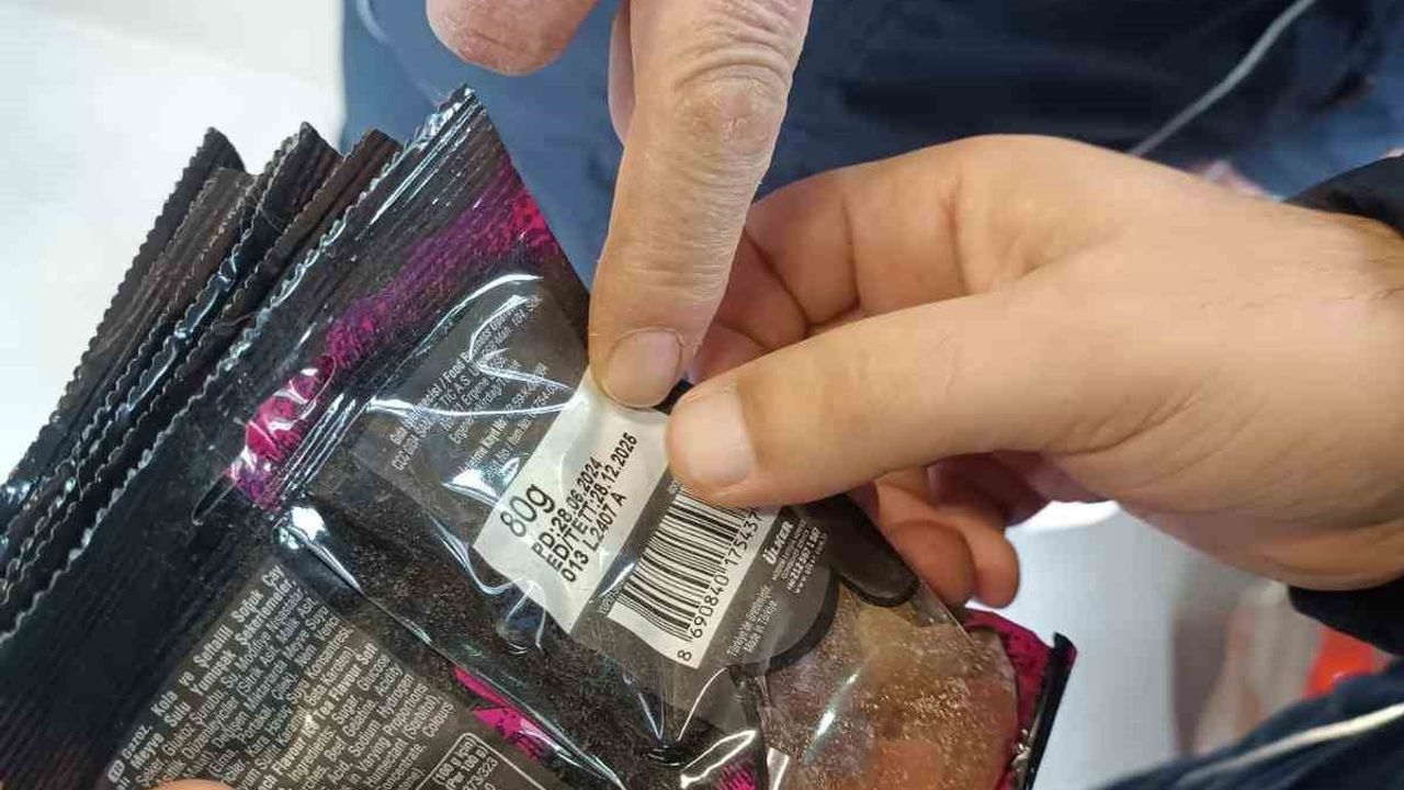 Ordu’da zabıta denetimleri: Fatsa ve Ünye’de 525 kg yağ ile son kullanma tarihi geçmiş ürünlere el konuldu