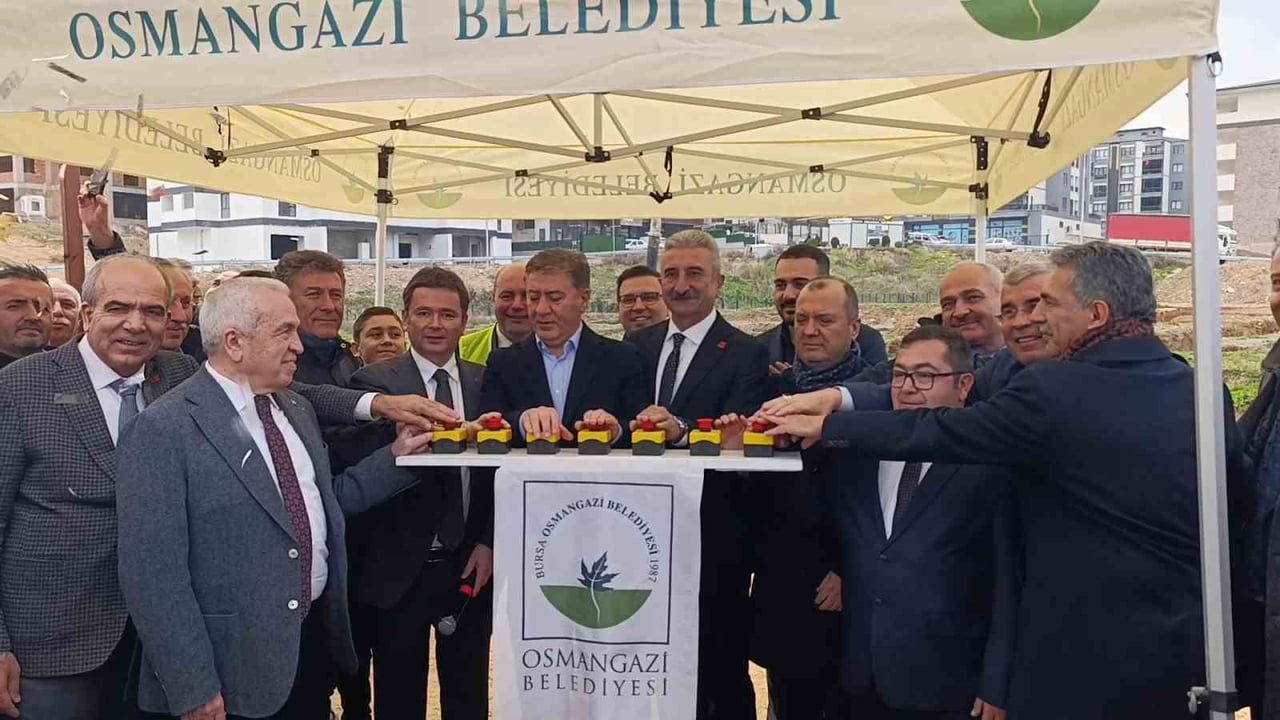 Osmangazi'de Demirtaş Sakarya Mahallesi'ne Kapalı Pazar Alanı temeli atıldı