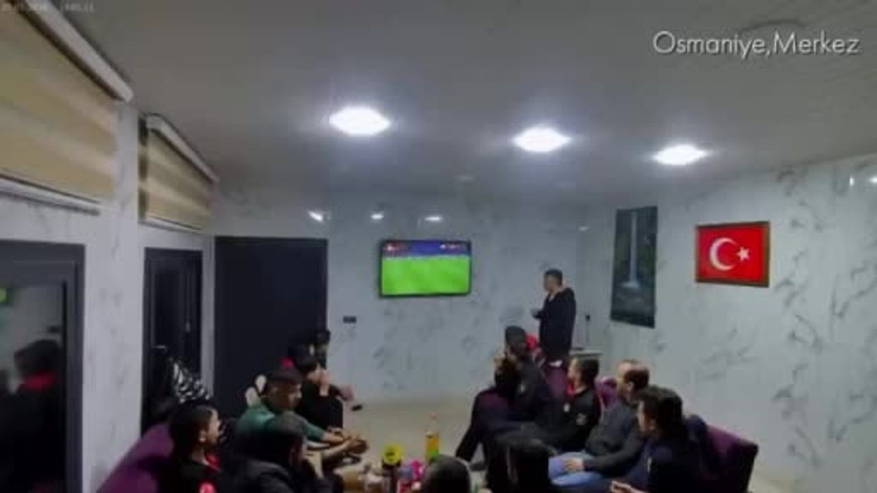 Osmaniye'de itfaiye ekipleri Süper Kupa finali sırasında sirenle göreve çıktı