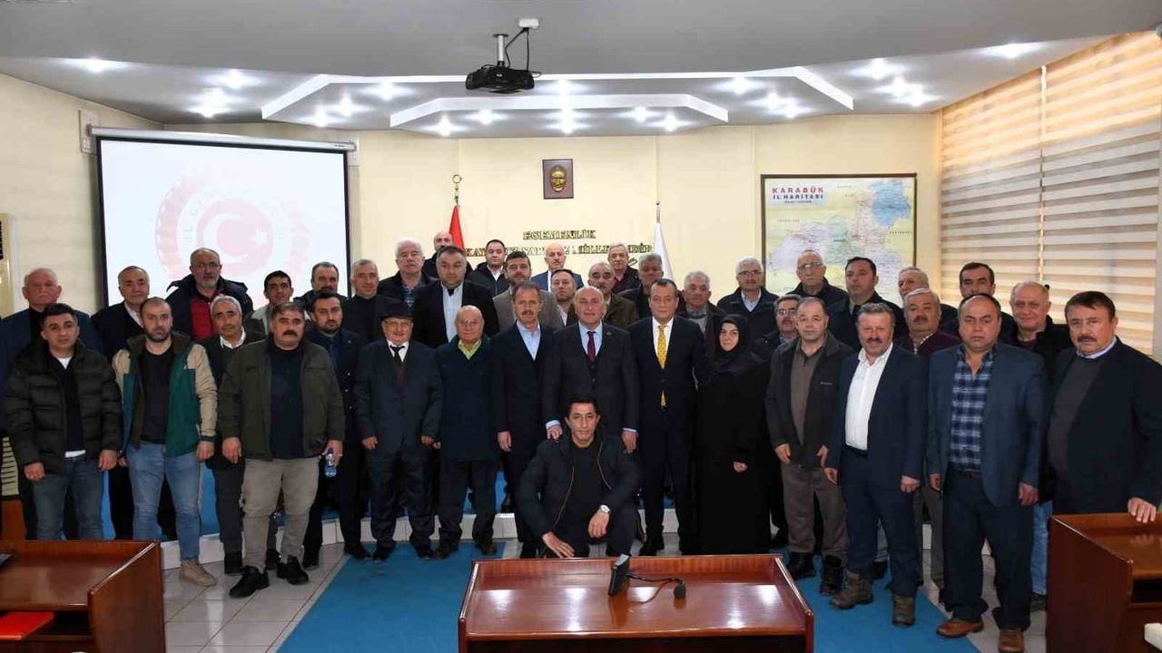 Ovacık muhtarları 2025 çalışmaları için İl Genel Meclisi ve İl Özel İdaresi'ne teşekkür etti