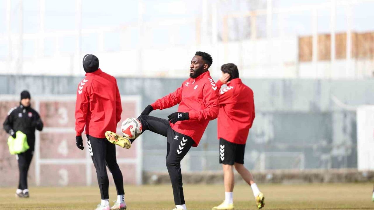 Özbelsan Sivasspor, Pendikspor maçı hazırlıklarını tamamladı