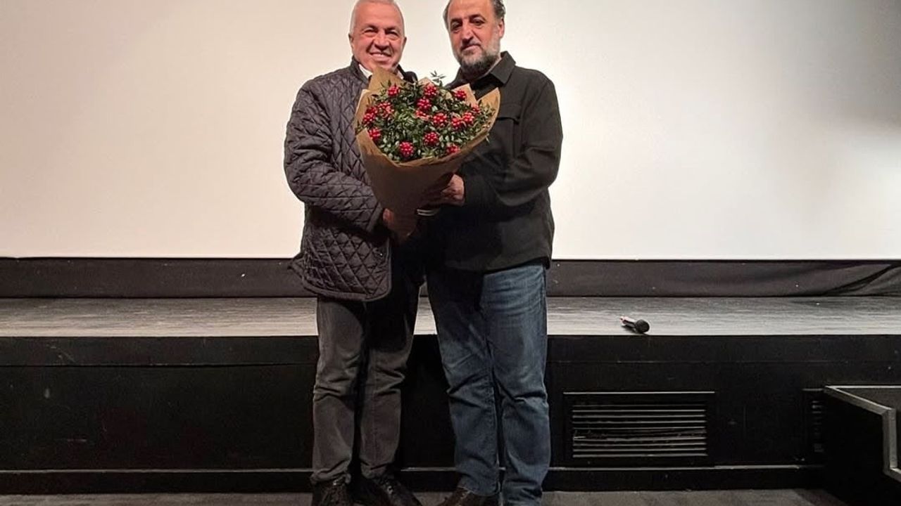 Özcan Alper Nilüfer'de 'Erken Kış' Gösterimi ve Söyleşi Düzenledi