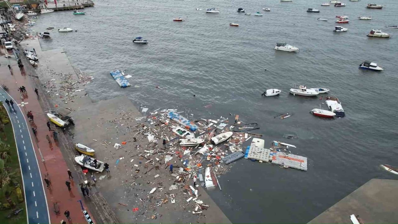 Pahalı liman ücretleri Türk denizcileri Yunan limanlarına yönlendiriyor
