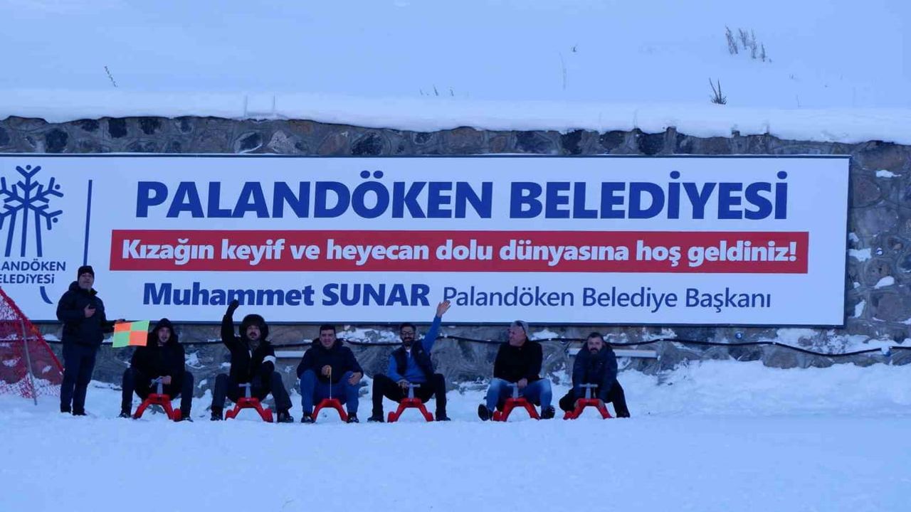 Palandöken'de Gazeteciler 10 Ocak'ı Geleneksel Kızak Yarışıyla Kutladı