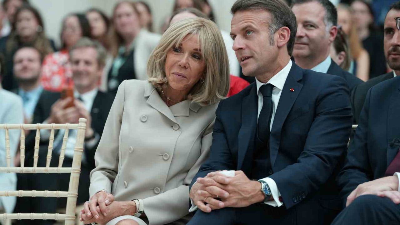 Paris Mahkemesi, Brigitte Macron Hakkındaki Çevrimiçi Yalan İddialar Nedeniyle 10 Kişiyi Cezalandırdı