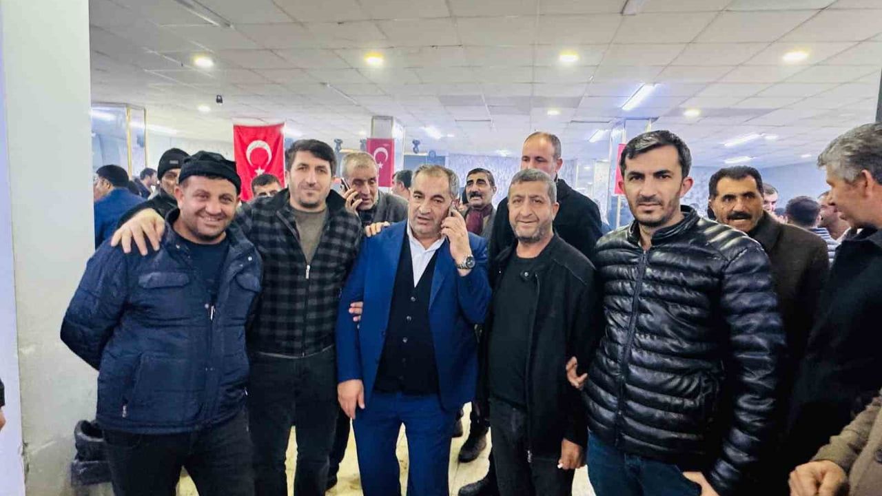 Patnos Esnaf ve Sanatkârlar Odası Seçimi: Süleyman Laçin Yeniden Başkan