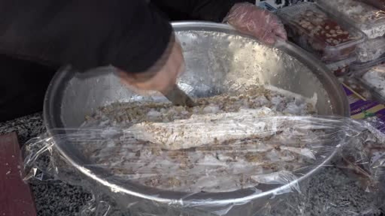 Perşembe Cevizli Helva: Yapımı 3 Gün Süren, Coğrafi İşaretli Yöresel Lezzet