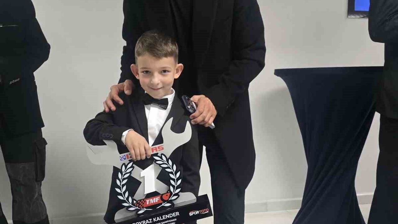 Poyraz Kalender, 2025 Türkiye Motokros Şampiyonası 50cc Mini Sıfır Kategorisinde Şampiyon