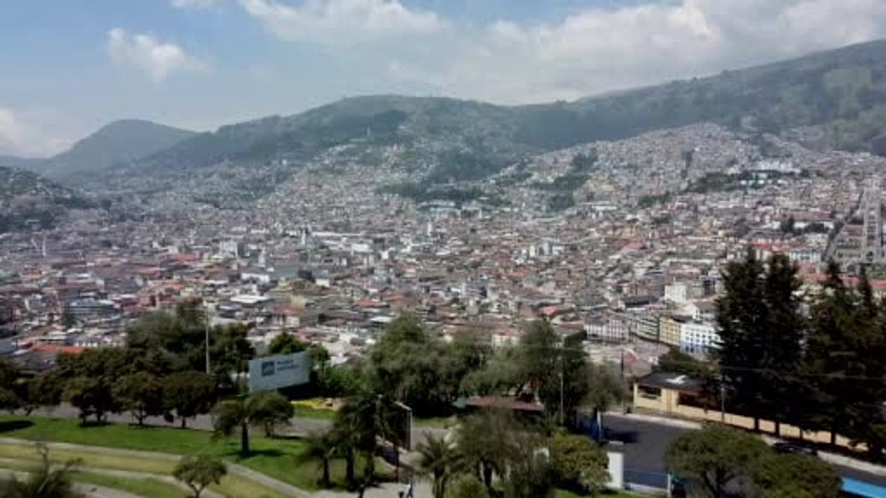 Quito'da Türk Mutfağı: Şef İbrahim Yegin'in Santa Clara Pazarı'ndaki Restoranı