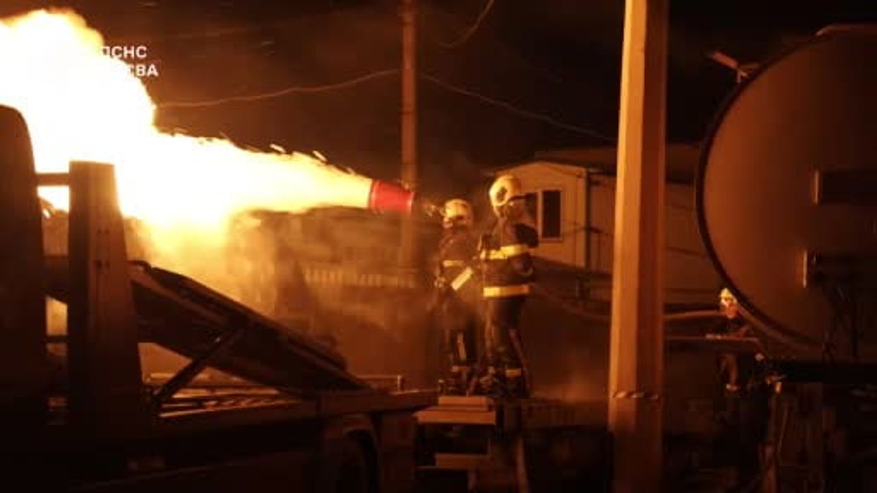 Rusya, Ukrayna'ya 370'ten Fazla Dron ve 21 Tip Füze ile Gece Boyunca Saldırdı