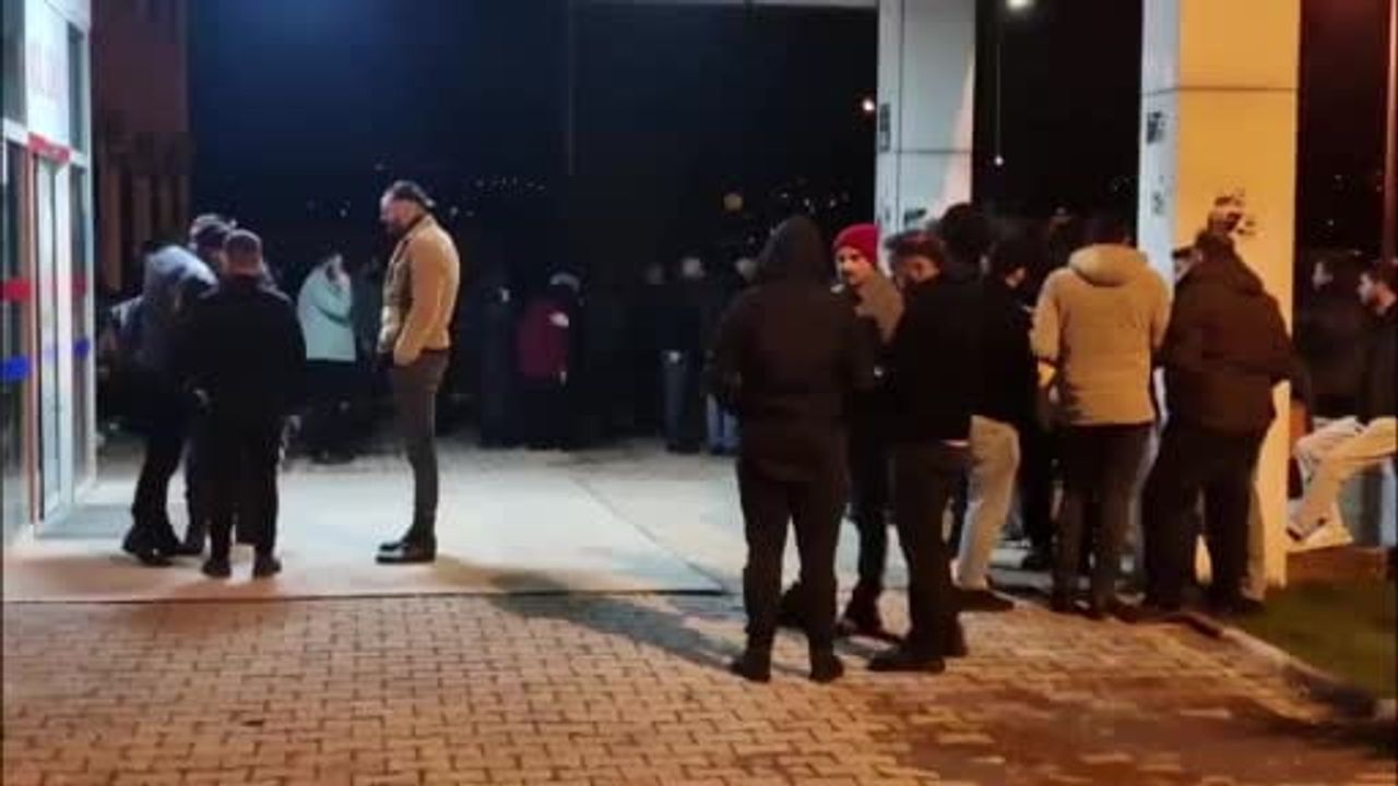 Sakarya'da 23 yaşındaki genç aracında başından vurulmuş halde bulundu