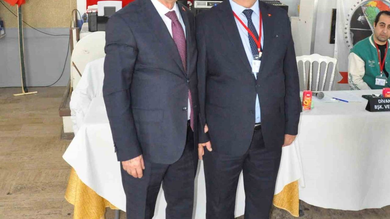 Salihli Berberler Odası'nda Kadir Dilşeker 413 üyeden tam destekle yeniden seçildi