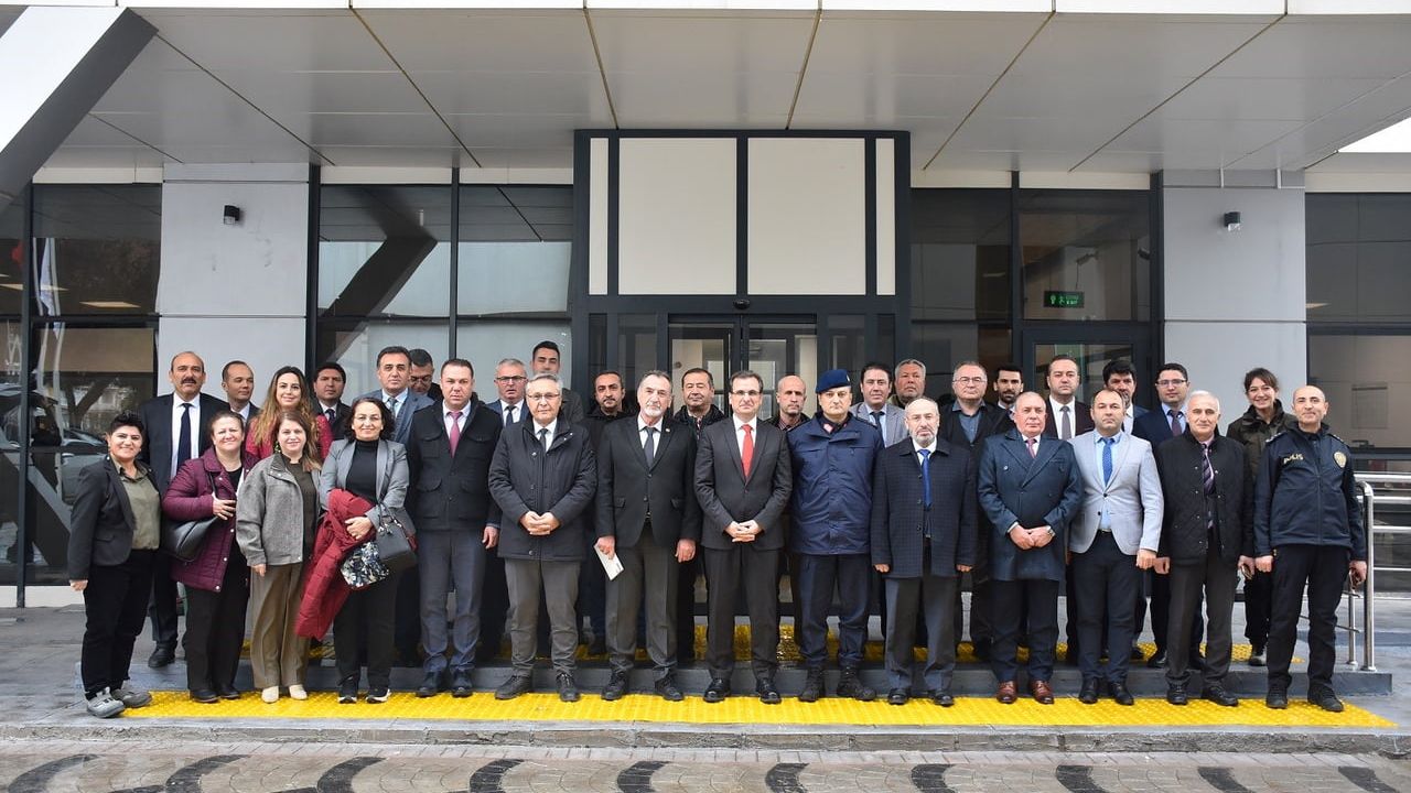 Salihli'de İlçe İdare Şube Başkanları Toplantısı: Yatırımlar, Projeler ve Koordinasyon