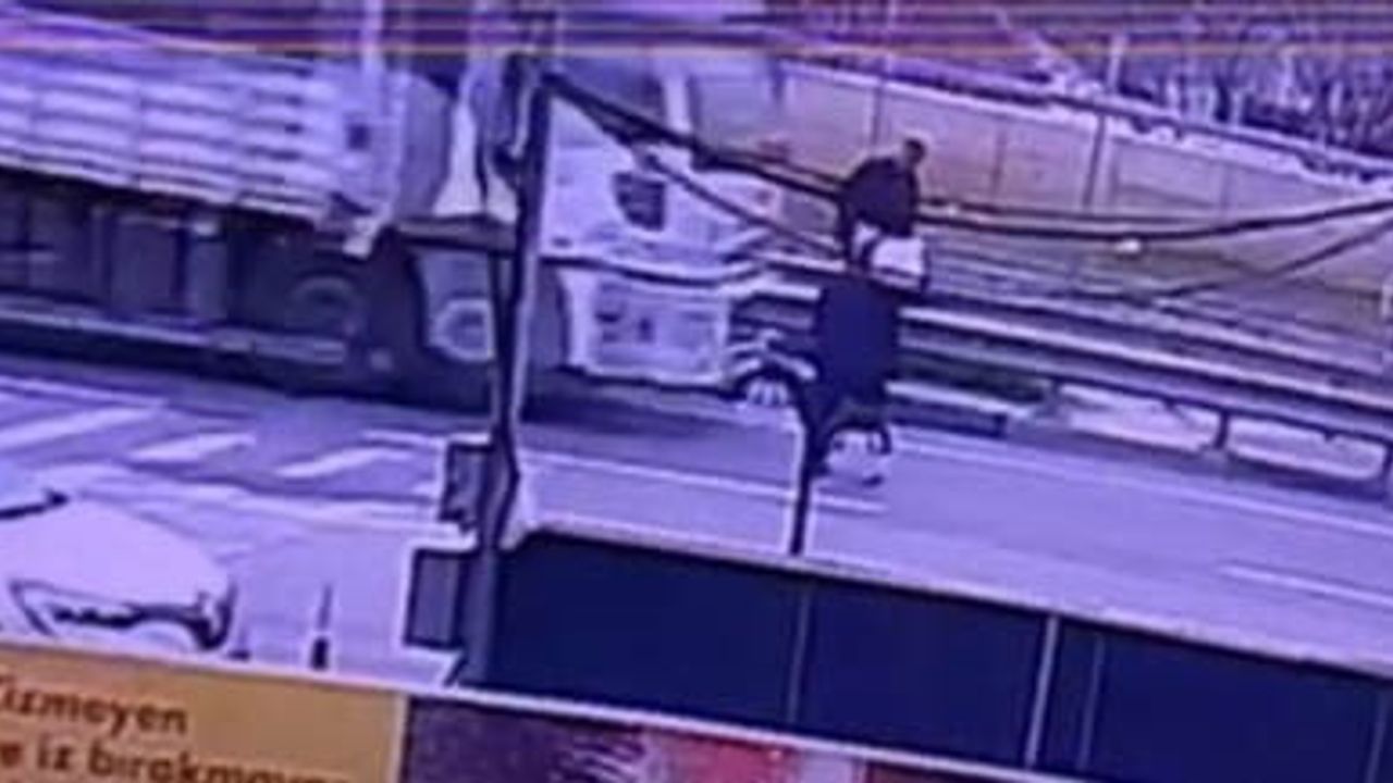 Salihli'de kamyonun çarptığı 77 yaşındaki yaya yaşamını yitirdi