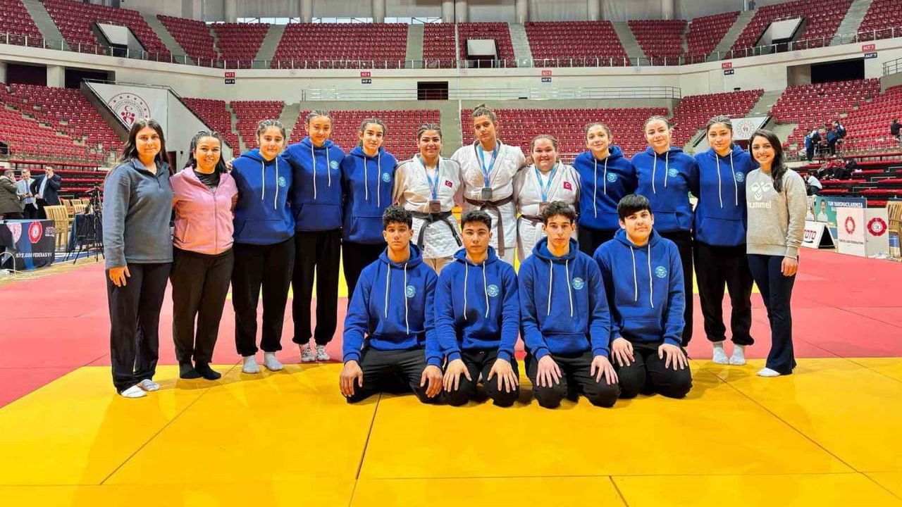 Salihlili Hira Kılkış, Spor Toto Ümitler Türkiye Judo Şampiyonası'nda Türkiye ikincisi