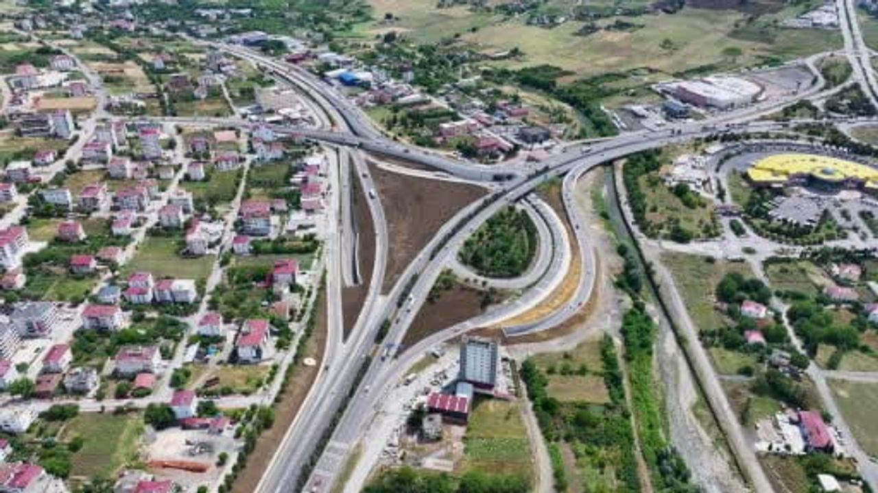 Samsun Batı Çevre Yolu ile trafik 10 dakikaya düşecek; Yeşilkent Kavşağı yıllık 645 milyon TL tasarruf sağlayacak