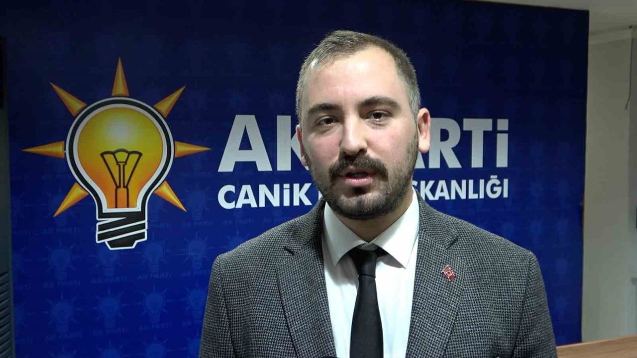 Samsun Canik'te umre dönüşü ilahileri viral oldu; AK Parti Canik Başkanı süreci anlattı