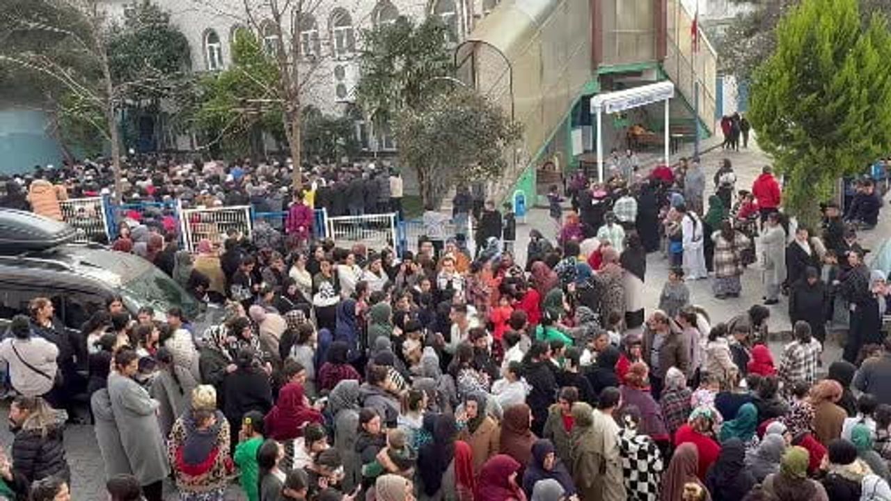 Samsun'da araç içinde öldürülen pazarcı toprağa verildi