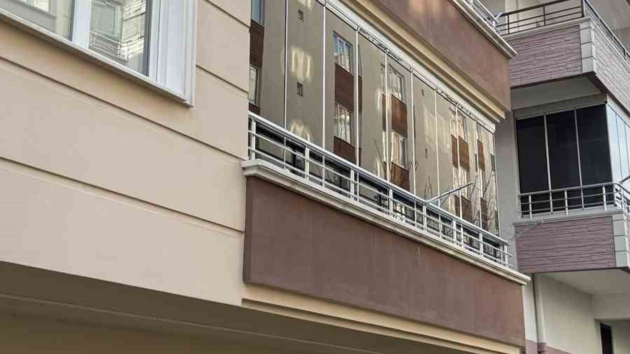 Samsun'da balkondan düşen 70 yaşındaki kadın hayatını kaybetti