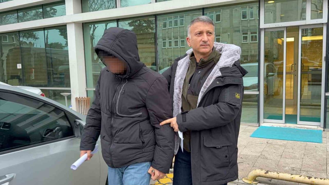Samsun'da bıçaklı saldırı: 16 yaşındaki şüpheliye ev hapsi