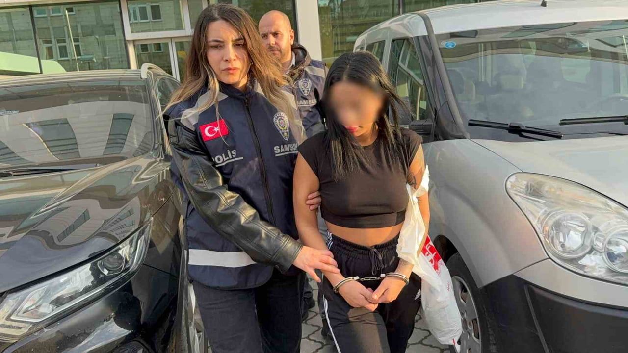 Samsun'da Gasp İddiası: Telefonu Satarak Dudak Dolgusu Yaptırdıkları İddia Edilen 2 Kadın Yakalandı