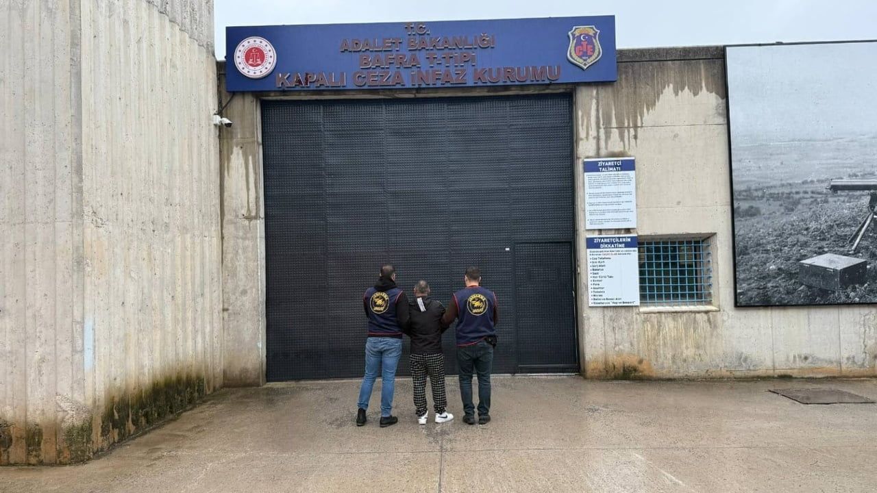 Samsun'da jandarma 15 günde 205 aranan şahsı yakaladı