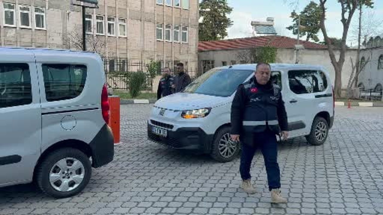 Samsun'da kavgayı ayıran akrabasını tüfekle vuran kişi adliyeye sevk edildi
