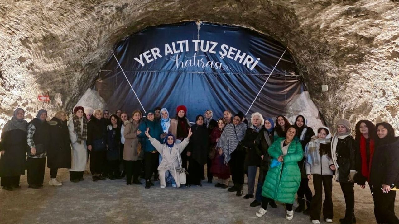 Samsun'dan Gelen Yerli Turistler Çankırı'nın Tarihi ve Doğal Güzelliklerini Gezdi