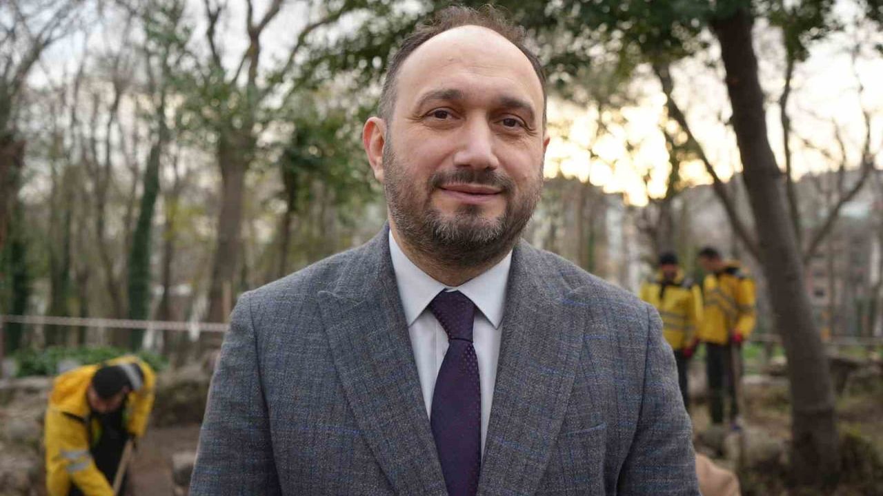 Samsun Seyyid Kutbiddin Mezarlığı'nda kurtarma kazısı: 'Samsun' yazılı mezar kitabesi ve tarihi mezarlar gün yüzüne çıktı