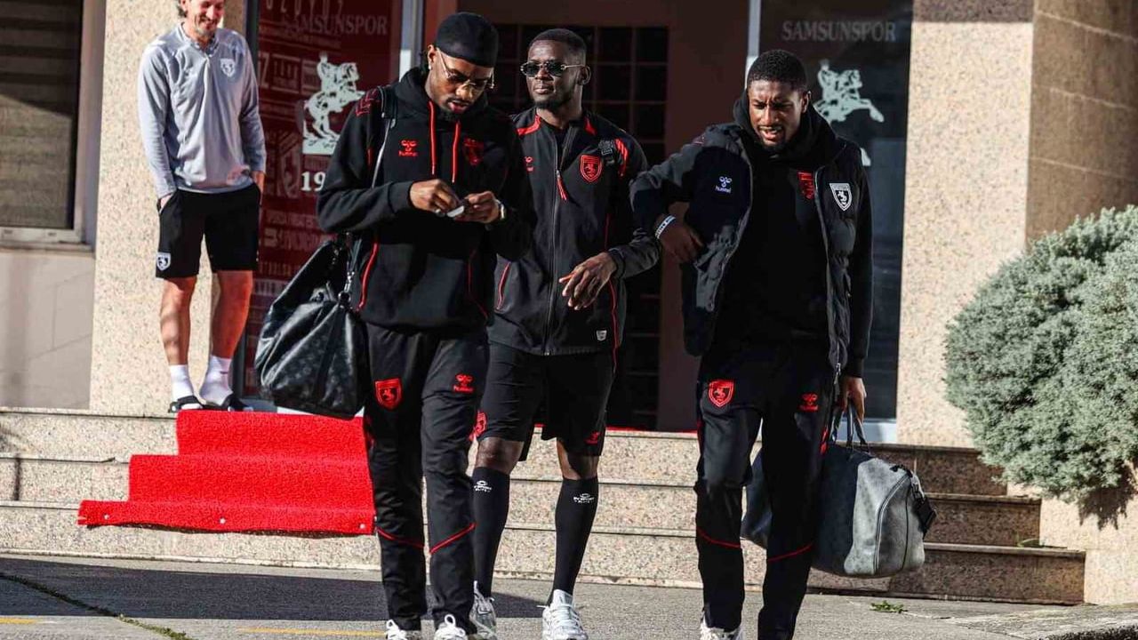 Samsunspor Adana'ya Gitti: Turkcell Süper Kupa Yarı Finali Yeni Adana Stadyumu'nda