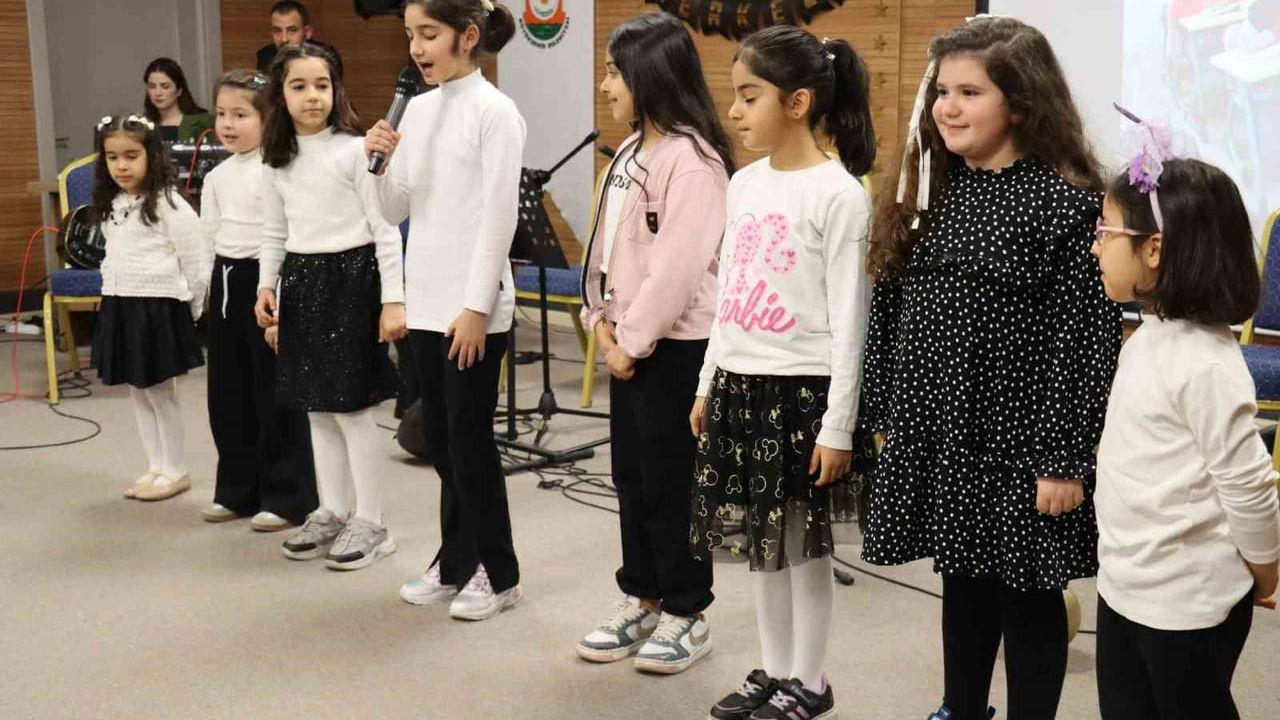 Şanlıurfa Büyükşehir Belediyesi Esentepe Gençlik Merkezi'nde Ara Tatil Mini Konseri