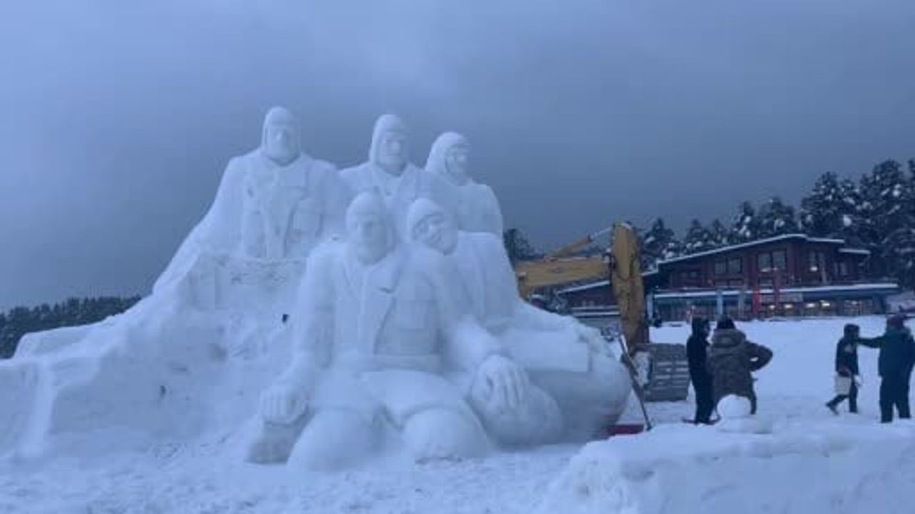 Sarıkamış’ta kardan heykeller tamamlandı; sergi 3 Ocak 2026’da açılacak