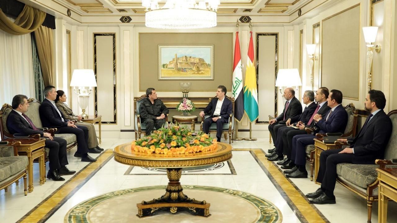 SDG lideri Mazlum Abdi, Erbil'de Tom Barrack ve Neçirvan Barzani ile görüştü