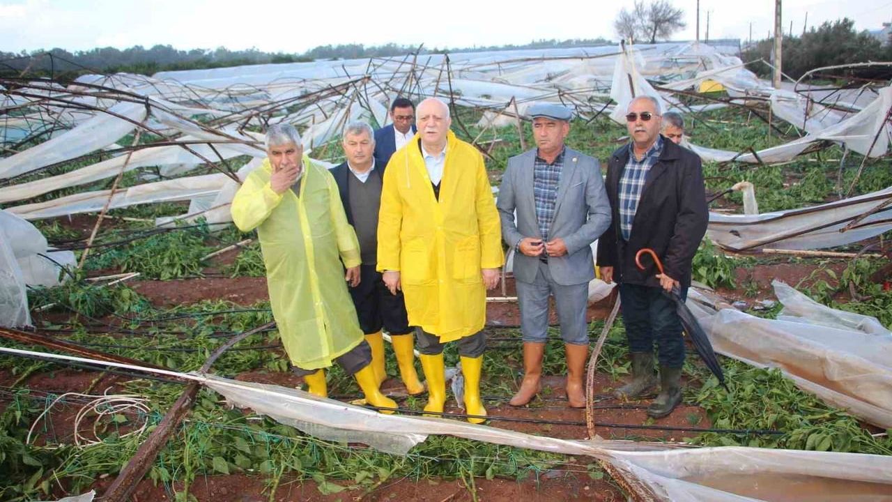 Şemsi Bayraktar: Kumluca’daki sel ve hortum mağduru üreticiler için nakdi destek talebi