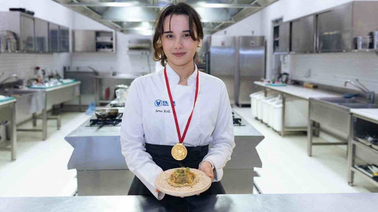 Sena Kollar, 'Harmony' ile İstanbul Uluslararası Gastronomi Festivali'nde altın madalya kazandı