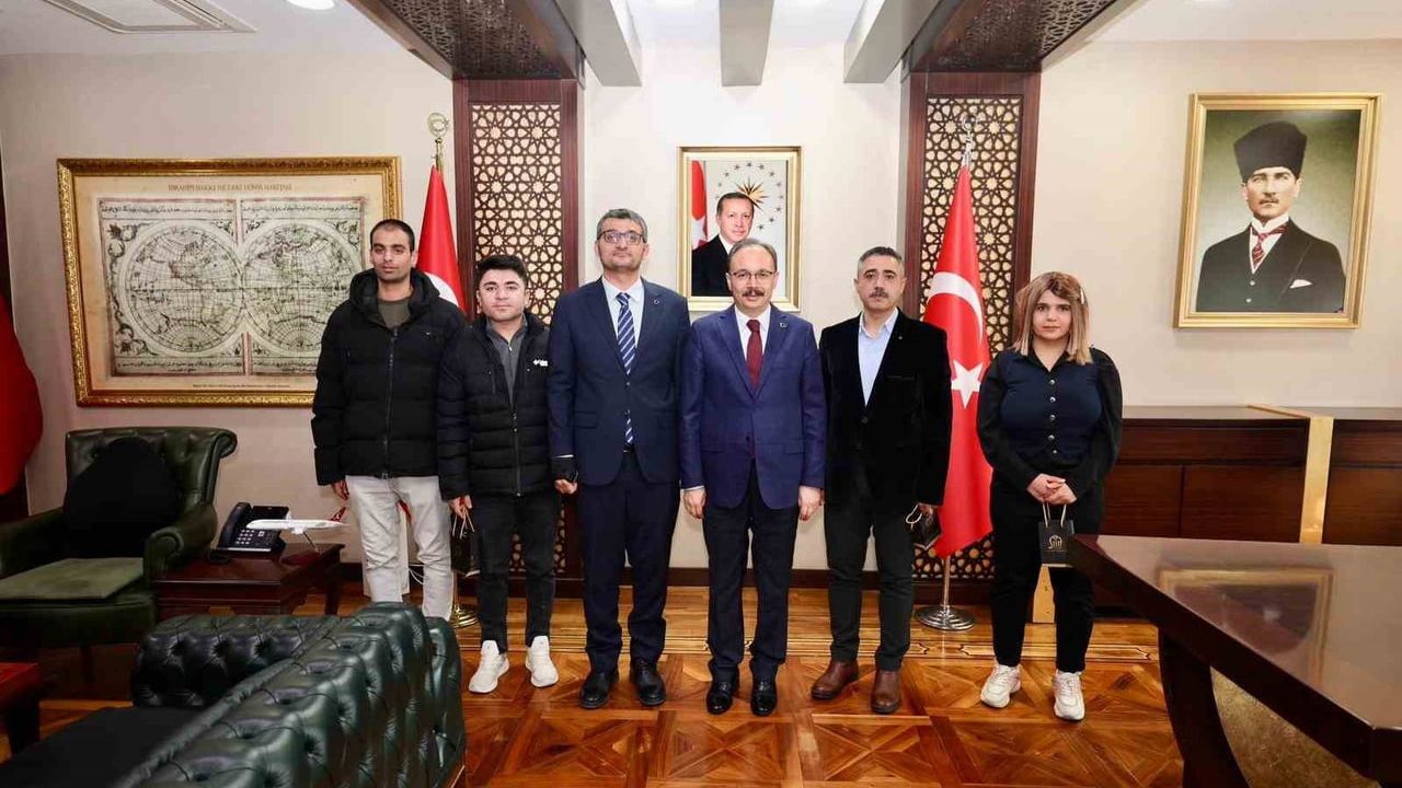 Siirt’te 'Bırak Kazan' kampanyasında sigarayı bırakanlara ödüller verildi